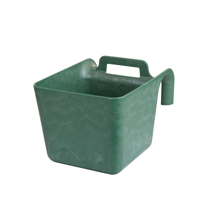 Young Line Manger Show Feeder 11 l