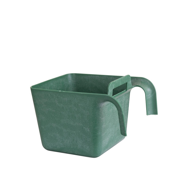 Young Line Manger Show Feeder 11 l